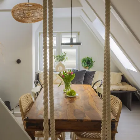 Home3city Klimatyczne Poddasze Lägenhet Sopot